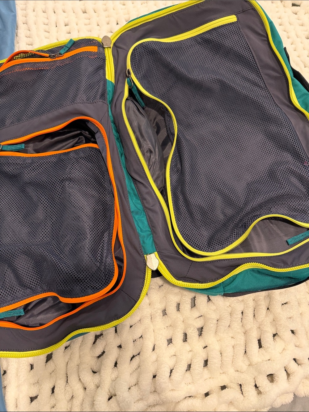 Cotopaxi Allpa 28 Backpack - Picture 2 of 4